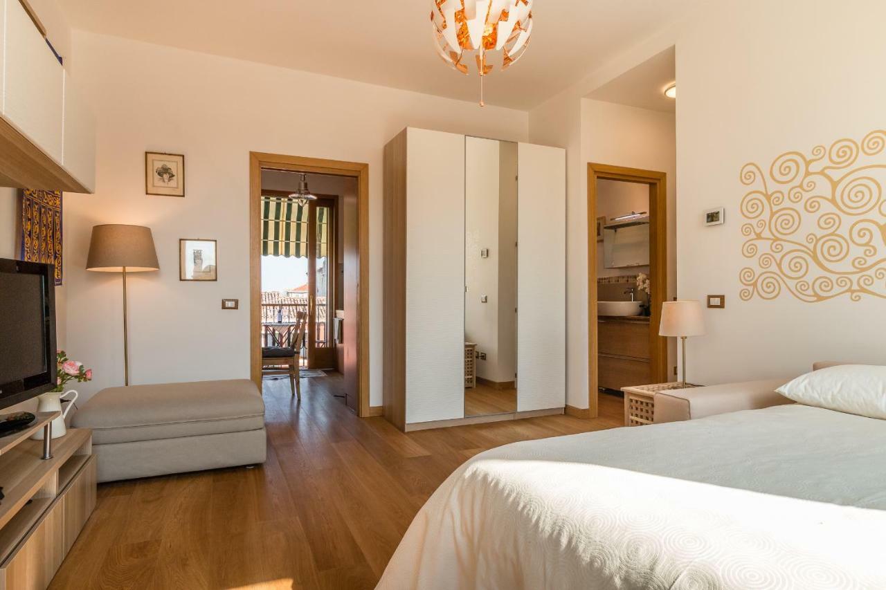 Appartement Sunny Nest Canal View In Chic Movida Venise